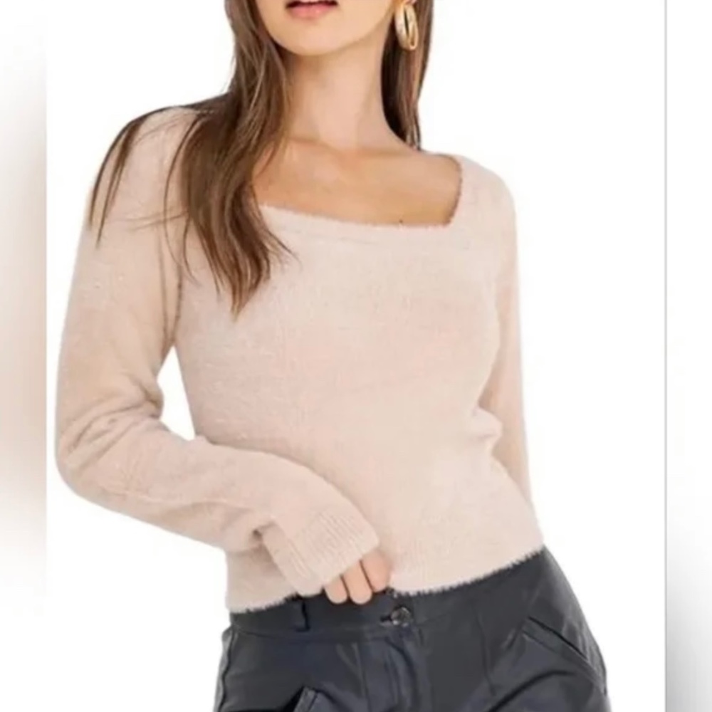 Le Lis Square Neck Fuzzy Sweater, S